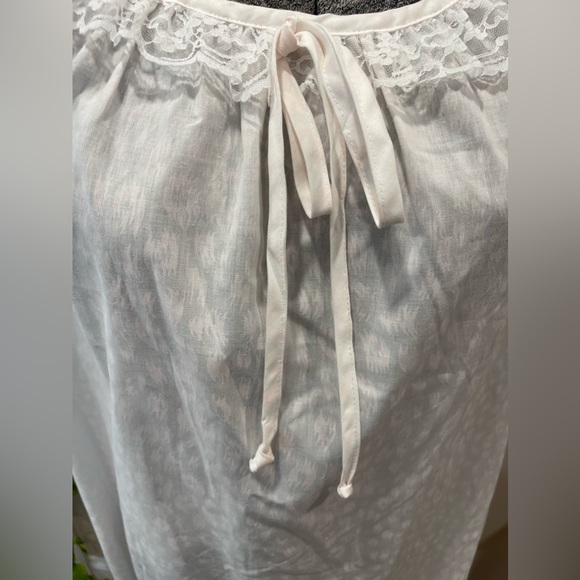 Carriage court 2 piece nightgown robe set ladies size 12/14 70s girly Vintage‎ - Picture 6 of 16